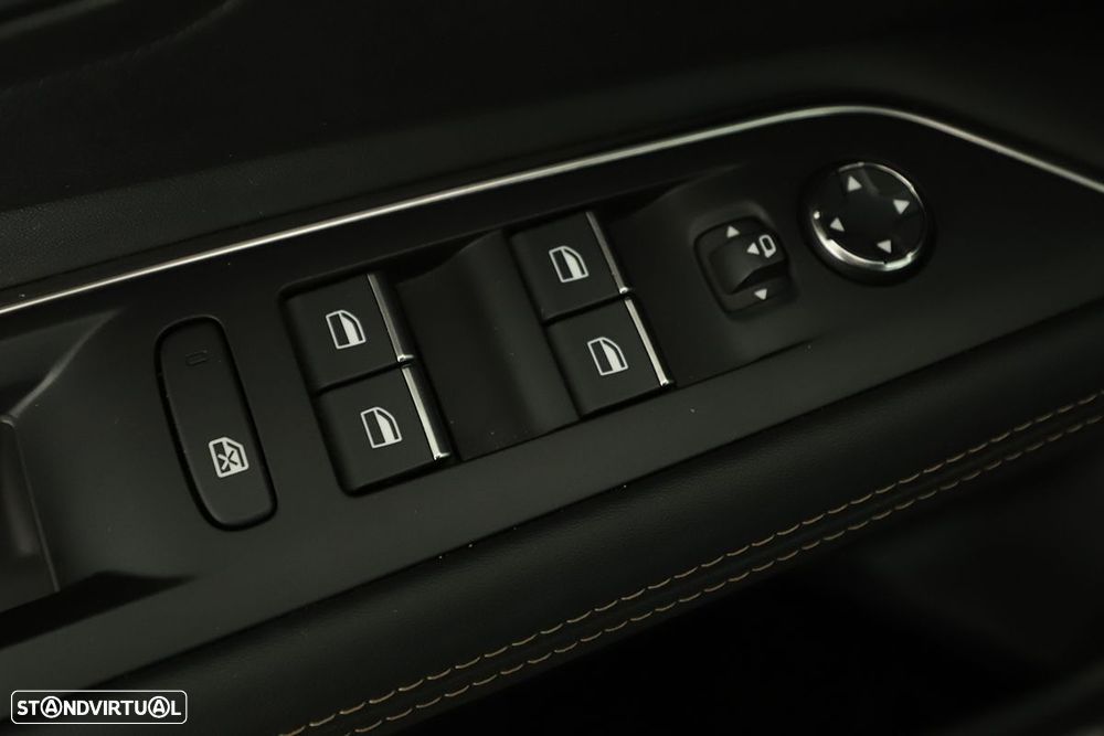 Peugeot 3008 1.2 PureTech GT EAT8 - 20