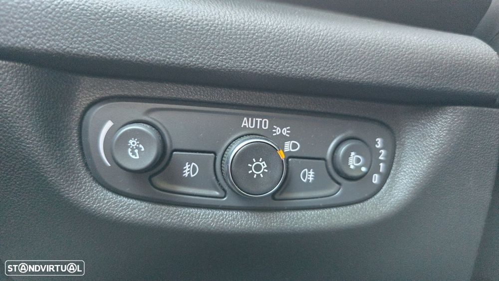 Opel Insignia Sports Tourer 1.6 CDTi Business Edition Auto. - 11