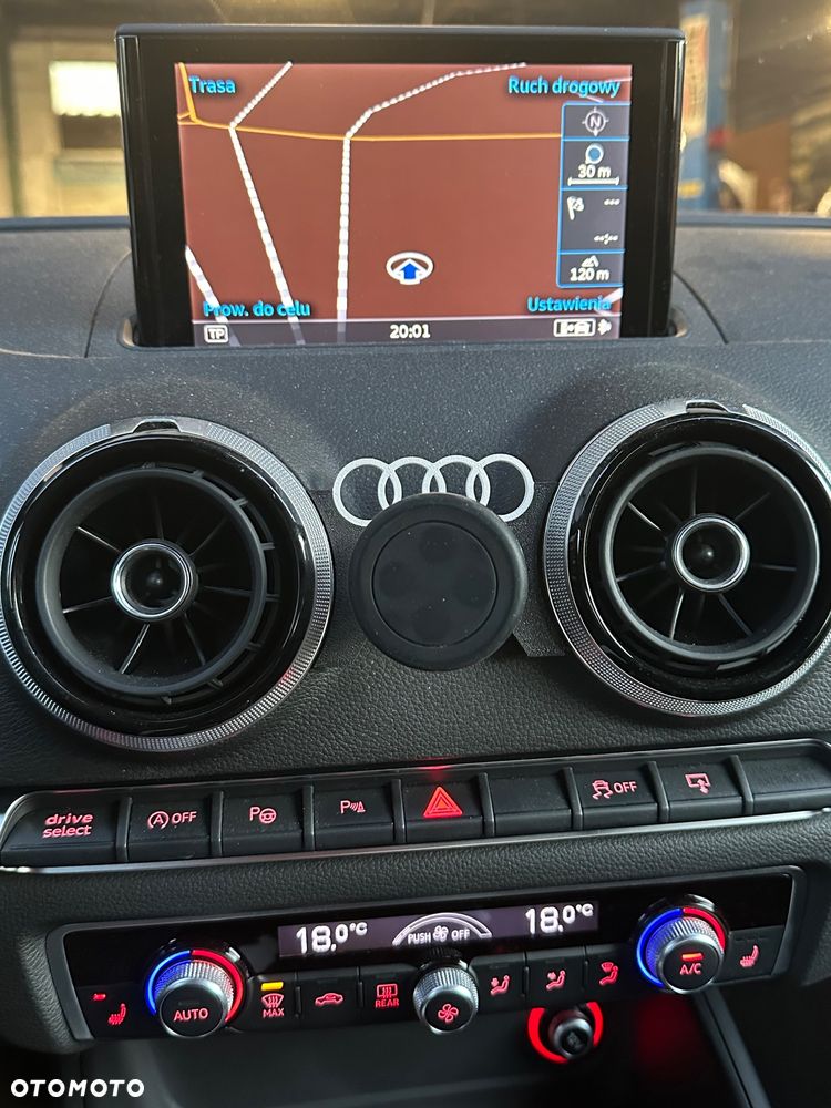 Audi A3 Sportback 2.0 TDI Quattro Ambiente S tronic - 11