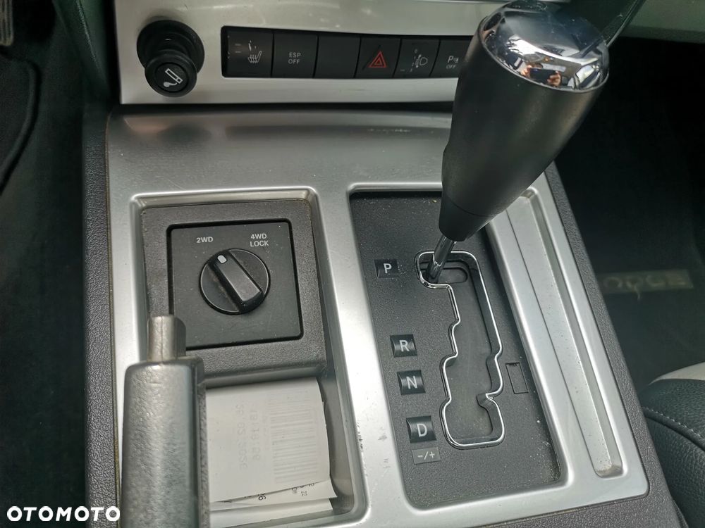 Dodge Nitro 2.8 CRD SXT - 5