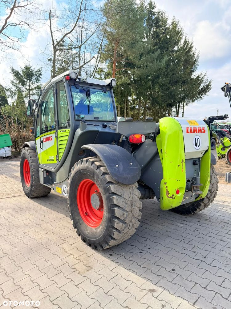 Claas Scorpion 7040 Varipower - 17