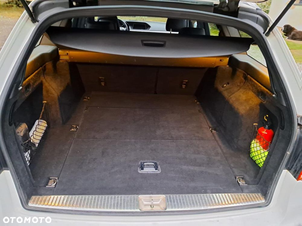 Mercedes-Benz Klasa E 220 BlueTEC 4Matic 7G-TRONIC Edition - 9