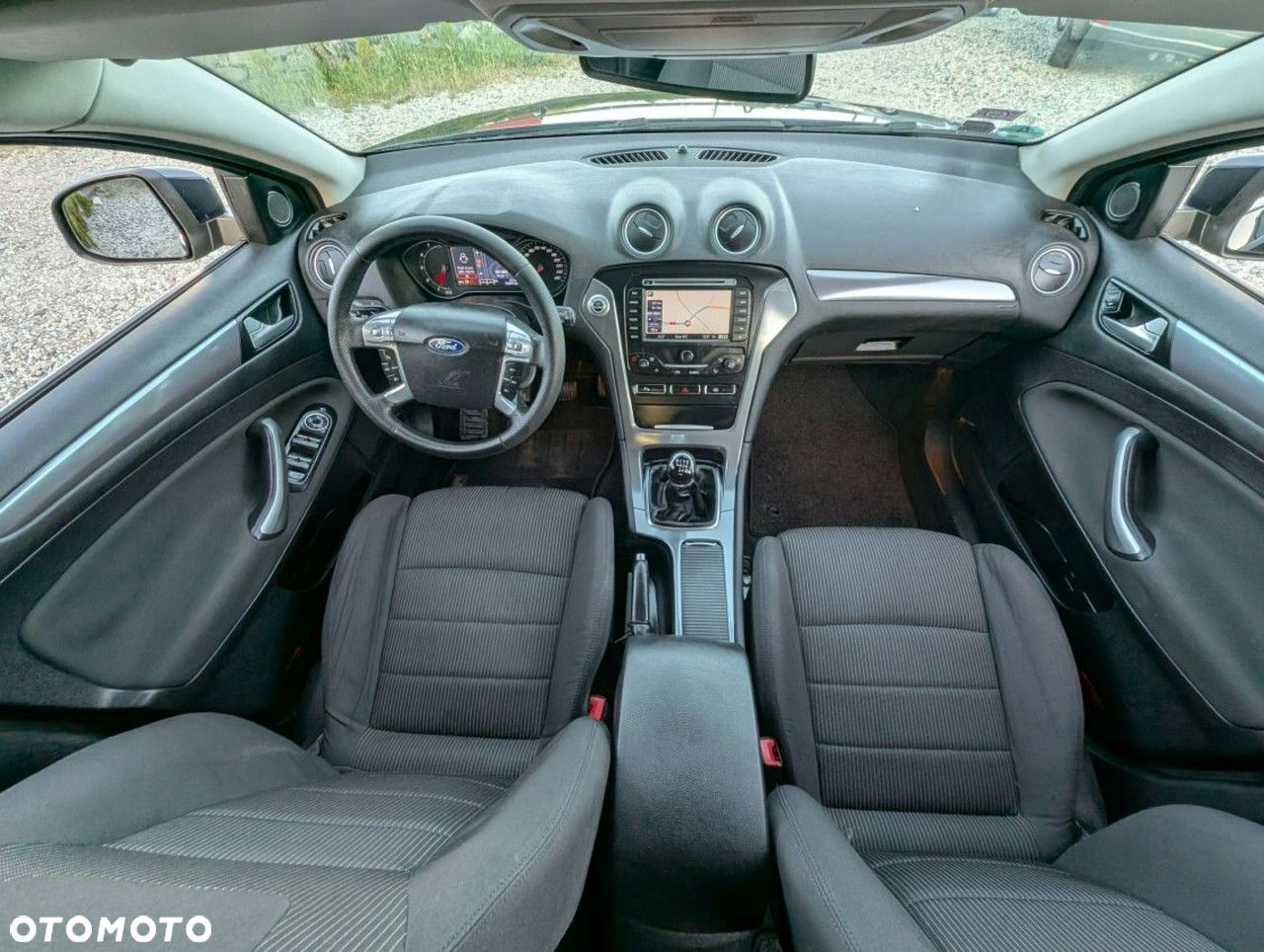 Ford Mondeo - 17
