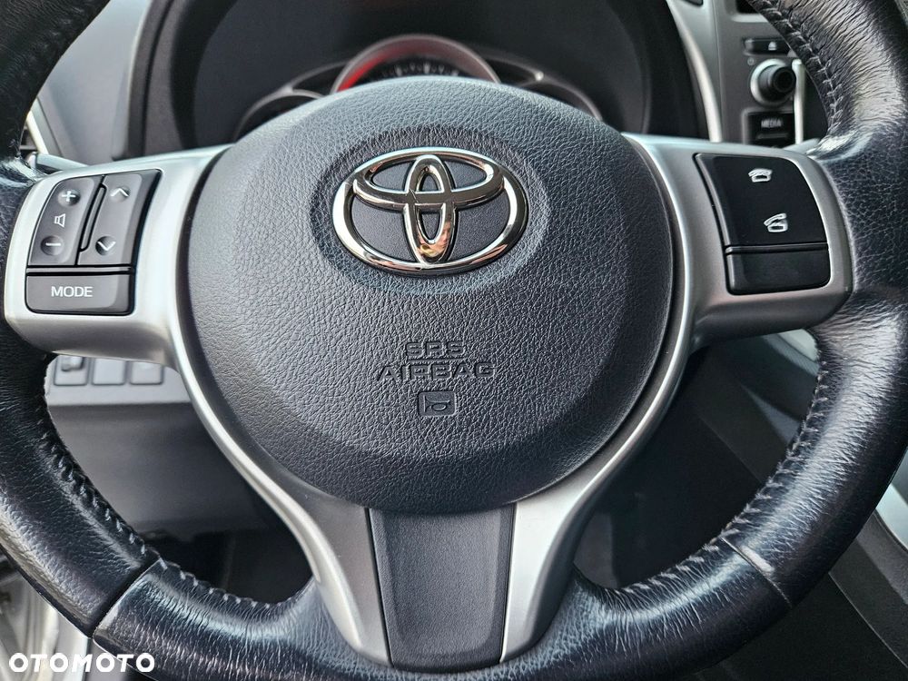 Toyota Verso S 1.33 VVT-i Multidrive Club - 26