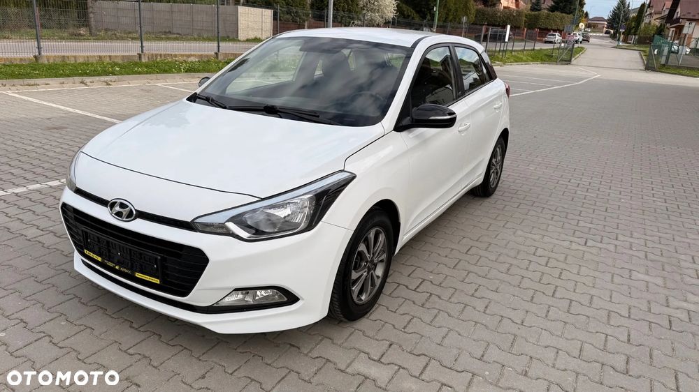 Hyundai i20 1.1 CRDi Fresh - 1