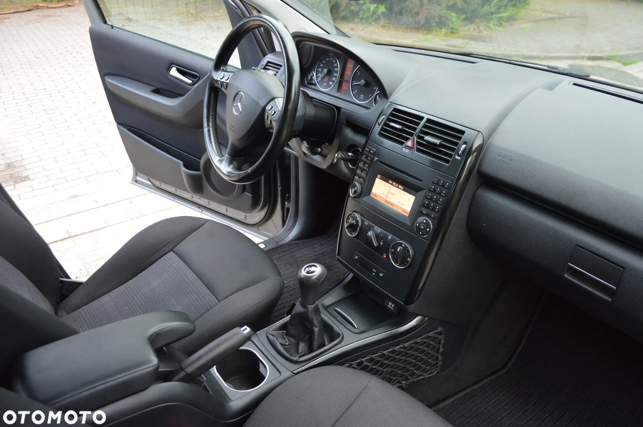 Mercedes-Benz Klasa A 160 BlueEFFICIENCY Elegance - 17