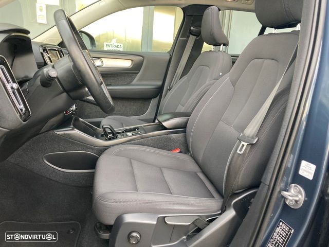 Volvo XC 40 T5 Recharge DKG Essential - 31