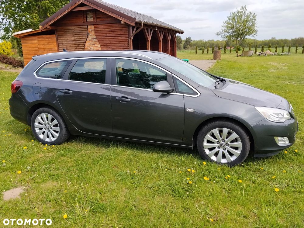 Opel Astra 2.0 CDTI Enjoy - 12