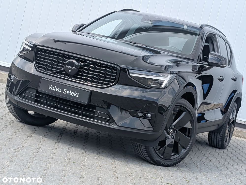 Volvo XC 40 B4 B AWD DKG Ultimate Dark - 9