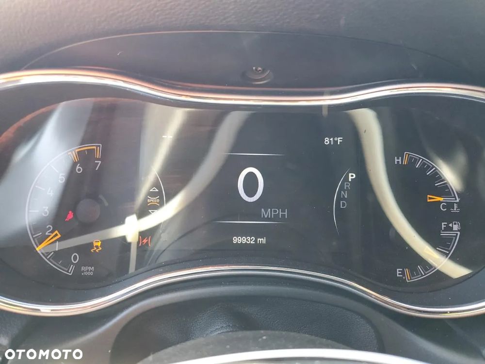 Jeep Grand Cherokee - 13