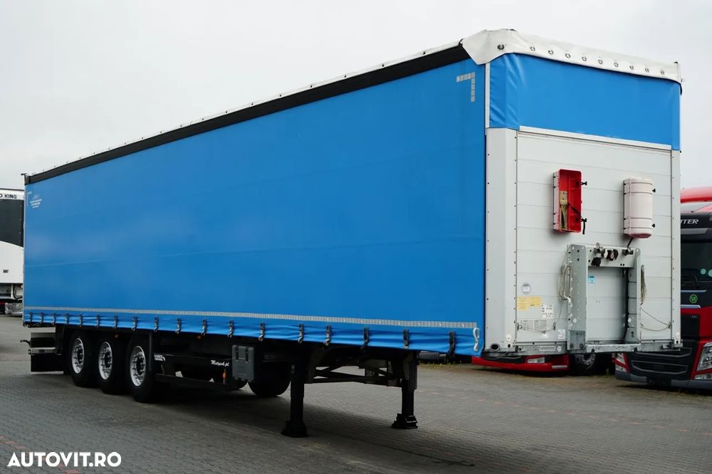 Schmitz Cargobull CORTINĂ / STANDARD / PUNTE RIDICATĂ - 1