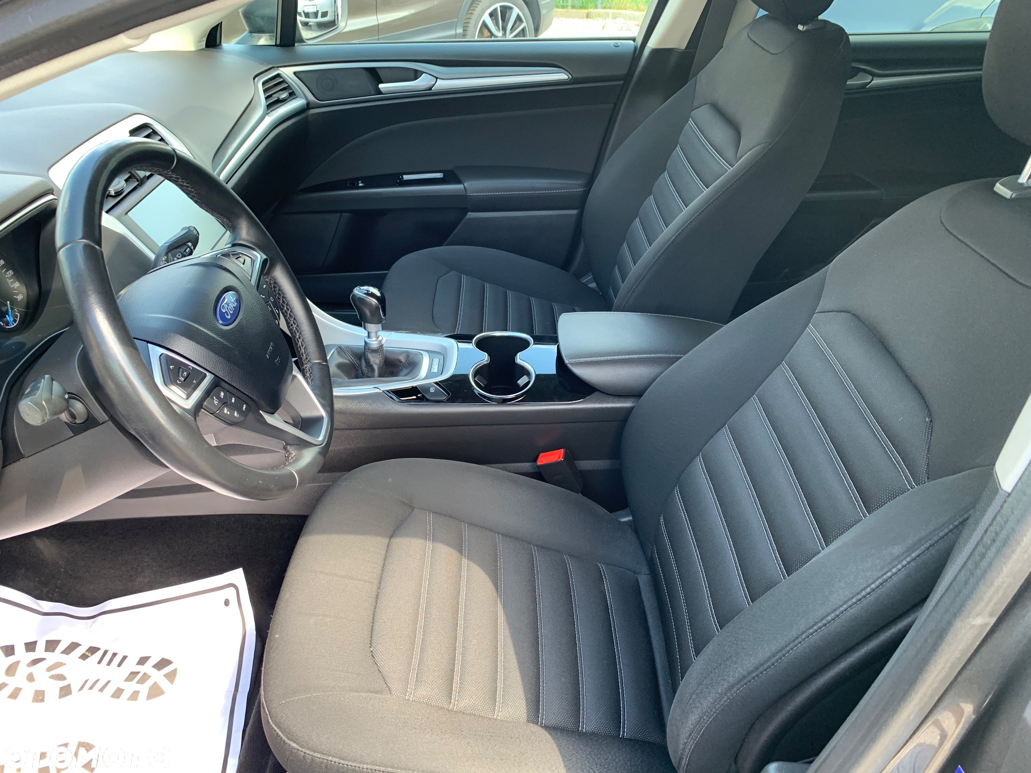 Ford Mondeo 1.6 TDCi Trend - 19