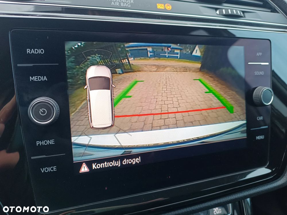 Volkswagen Touran 1.5 TSI EVO Highline - 28