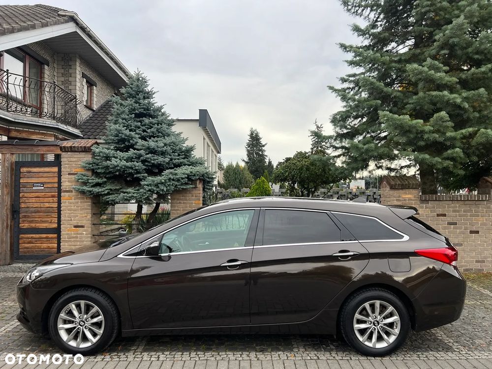 Hyundai i40 Kombi blue 1.7 CRDi DCT Premium - 12