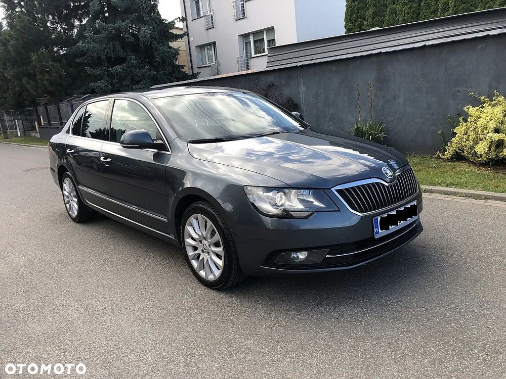 Skoda Superb 2.0 TDI 4x4 Elegance - 1