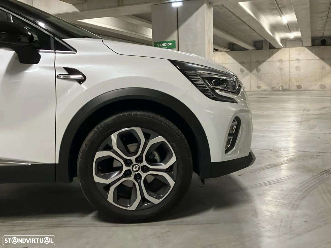 Renault Captur 1.0 TCe Techno - 10