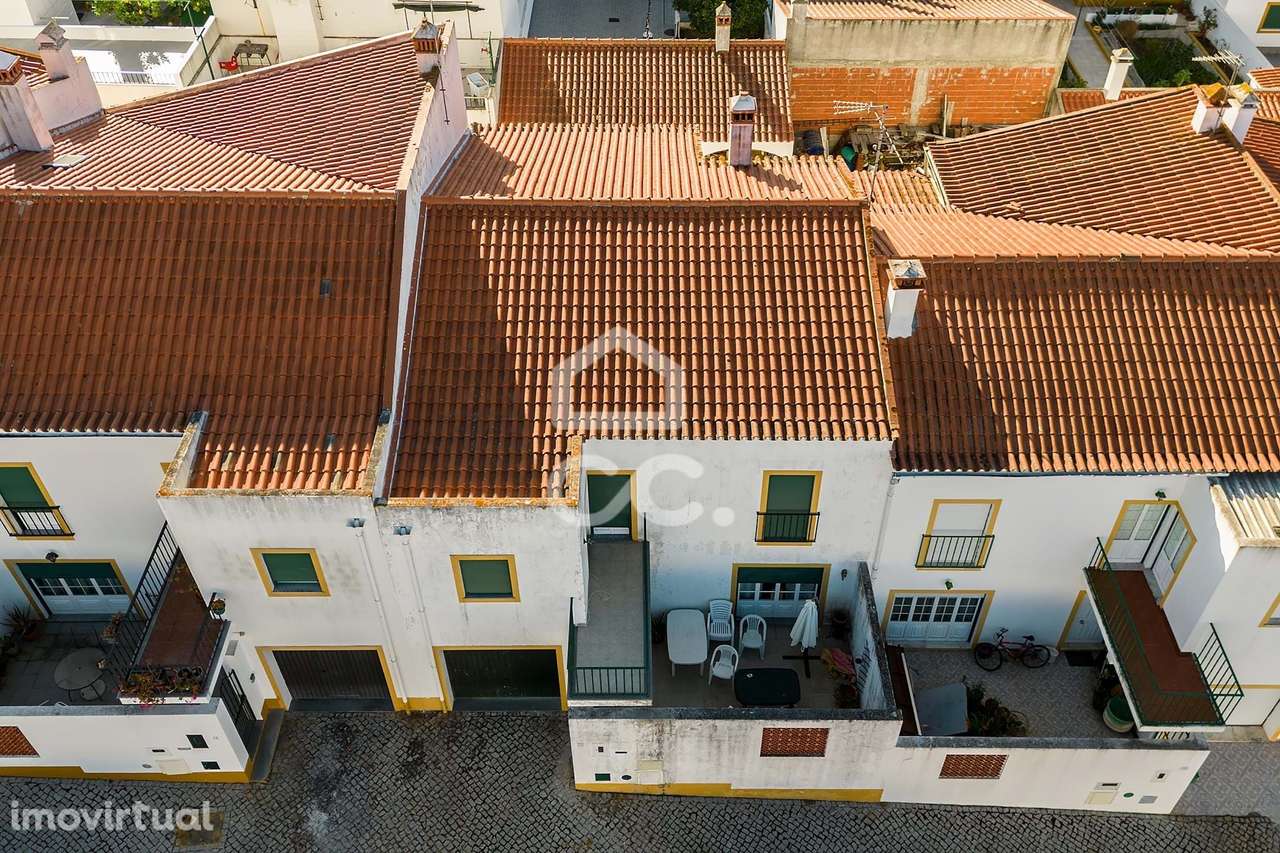 Moradia T3 c/ Logradouro, Garagem e Anexo | Montemor-O-Novo - Grande imagem: 3/13