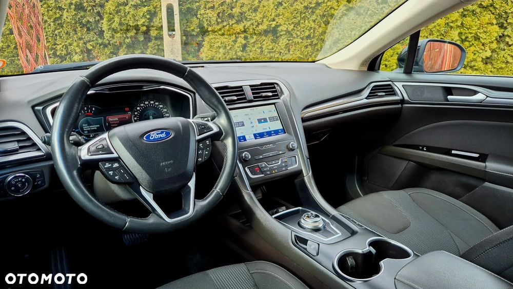 Ford Mondeo 2.0 EcoBlue Titanium - 25