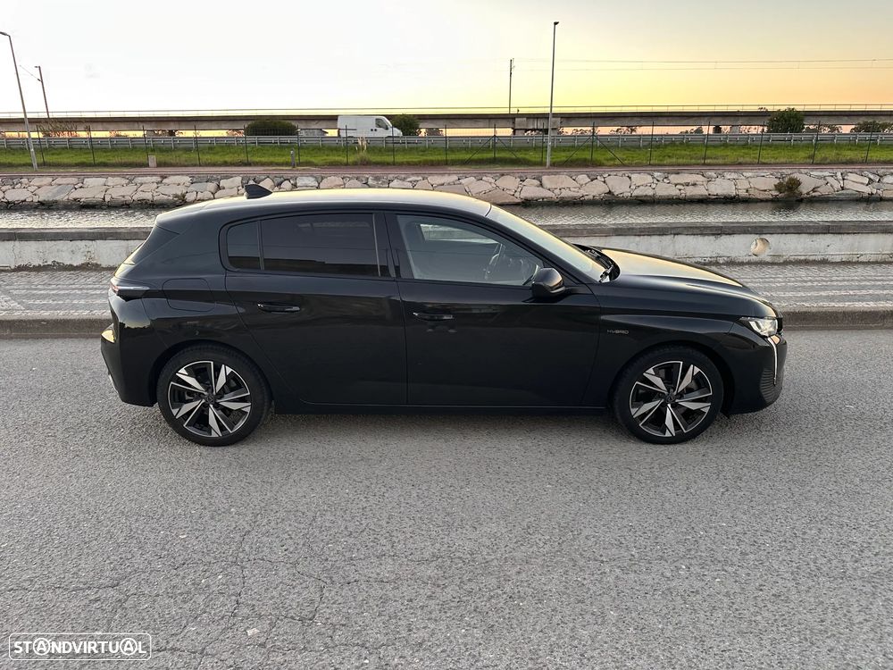 Peugeot 308 1.6 Hybrid Allure Pack e-EAT8 - 41