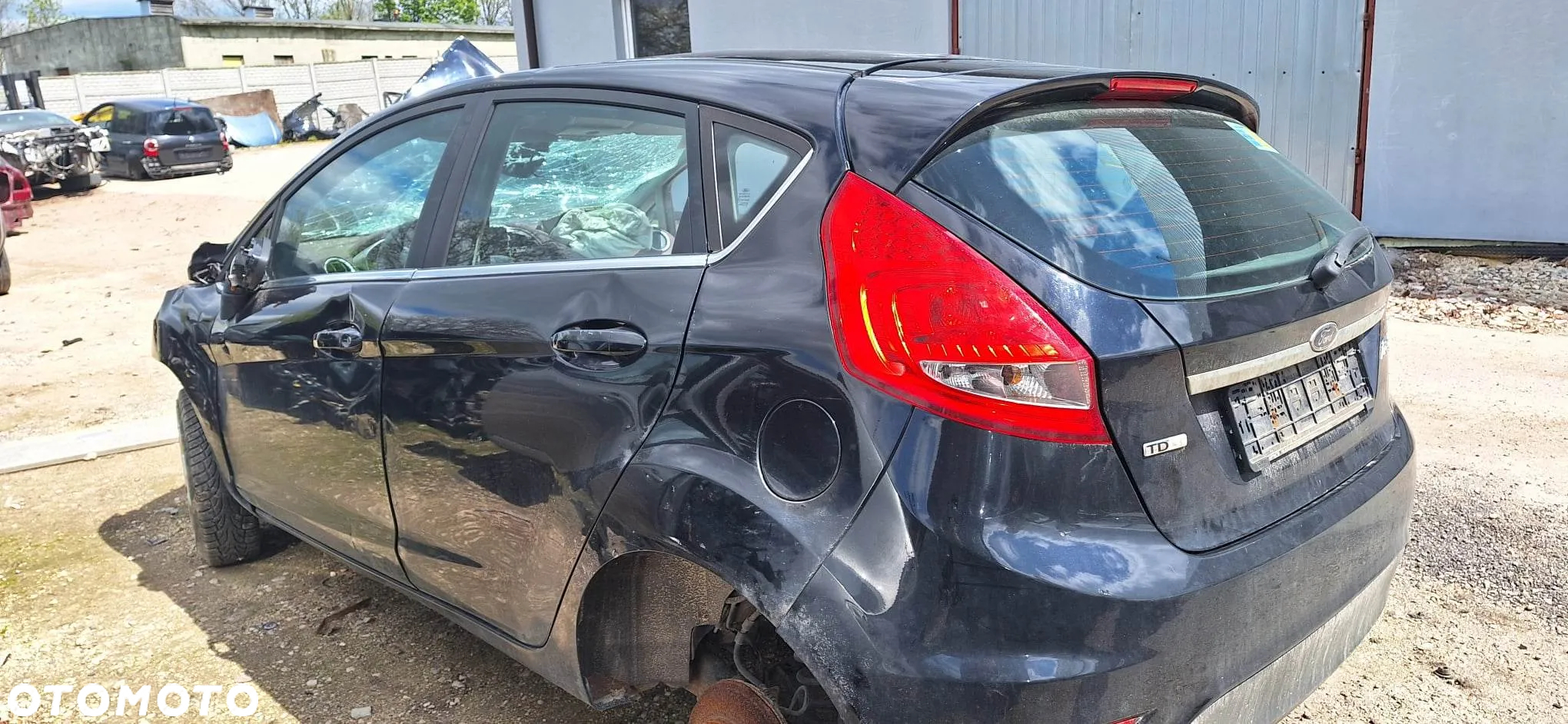 Ford Fiesta mk7 klapa tył szyba komplet d9 - 3