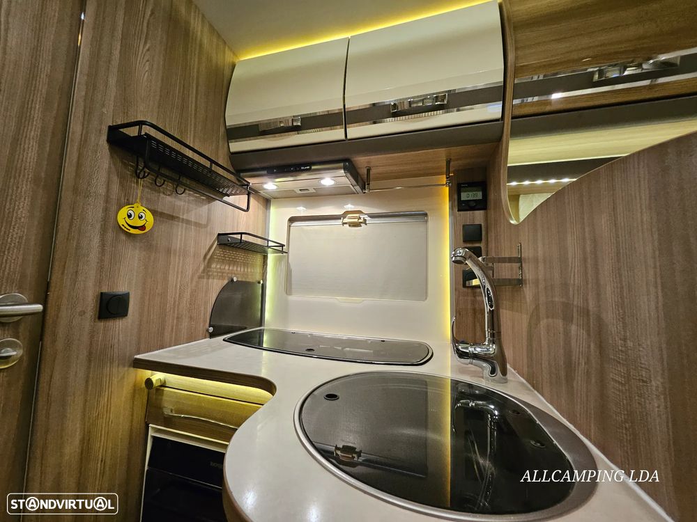 Rapido Le Randonneur 890F DESIGN EDITION CAMA CENTRAL/BASCULANTE - 36