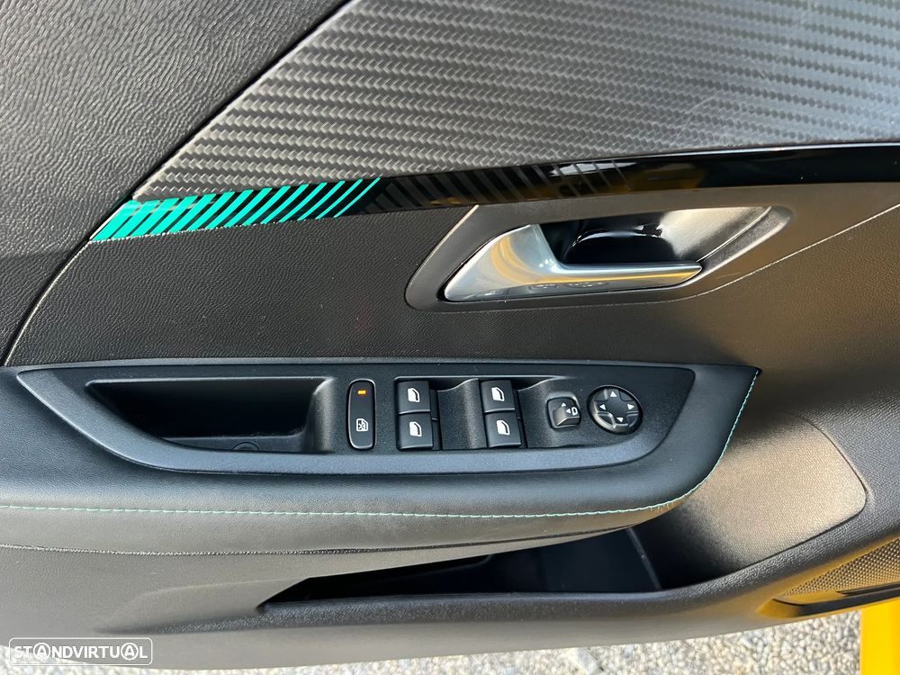 Peugeot e-208 Allure Pack - 9