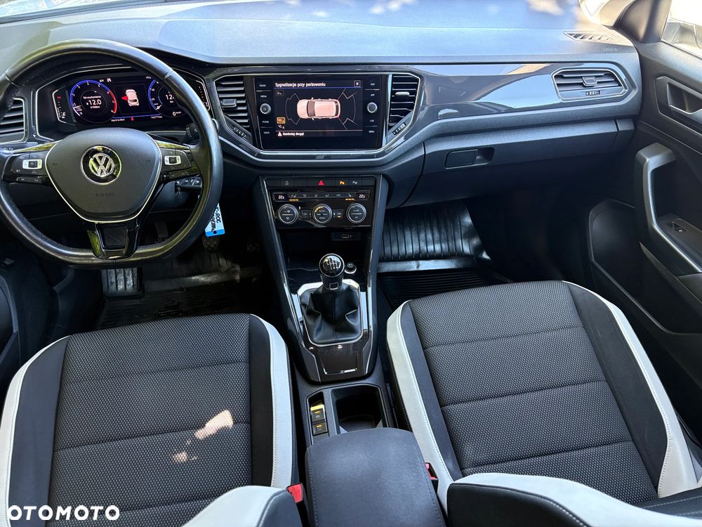 Volkswagen T-Roc 1.5 TSI ACT Premium - 18