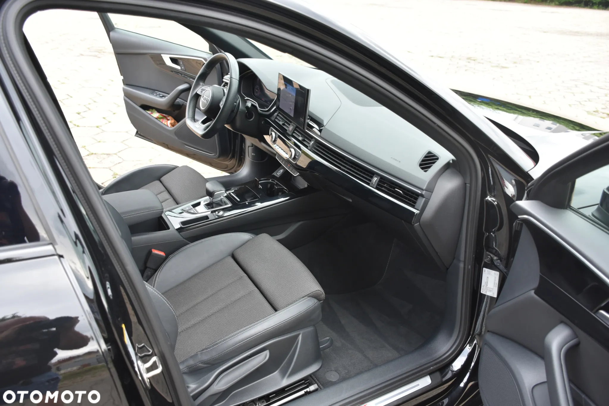 Audi A4 ver-avant-35-tdi-s-tronic-s-line - 17