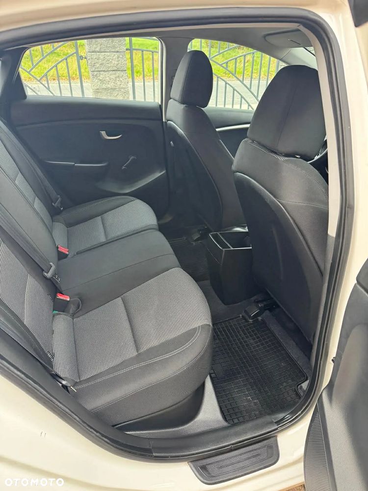 Hyundai i30 1.4 Classic - 7