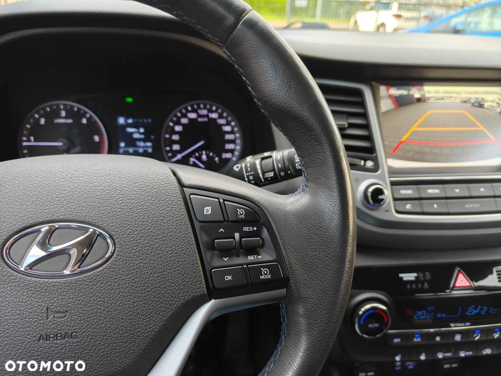 Hyundai Tucson blue 1.7 CRDi 2WD DCT Premium - 27