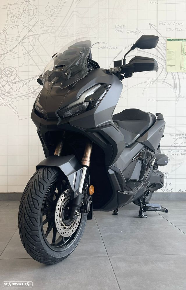 Honda ADV 350 - 6