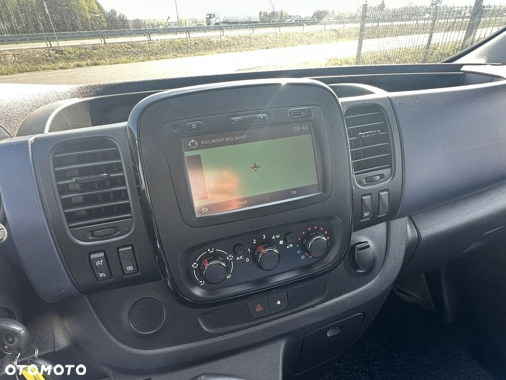 Opel Vivaro - 23