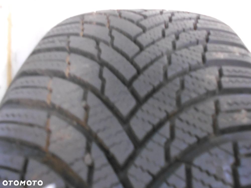 OPONA POJEDYNKA 205/60R16 FIRESTONE WINTERHAWK 4 DOT 4022 8MM - 2