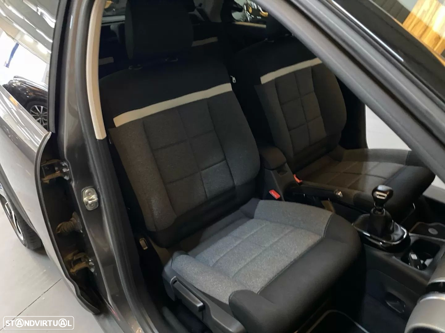 Citroën C4 Cactus 1.2 PureTech Shine Pack - 17