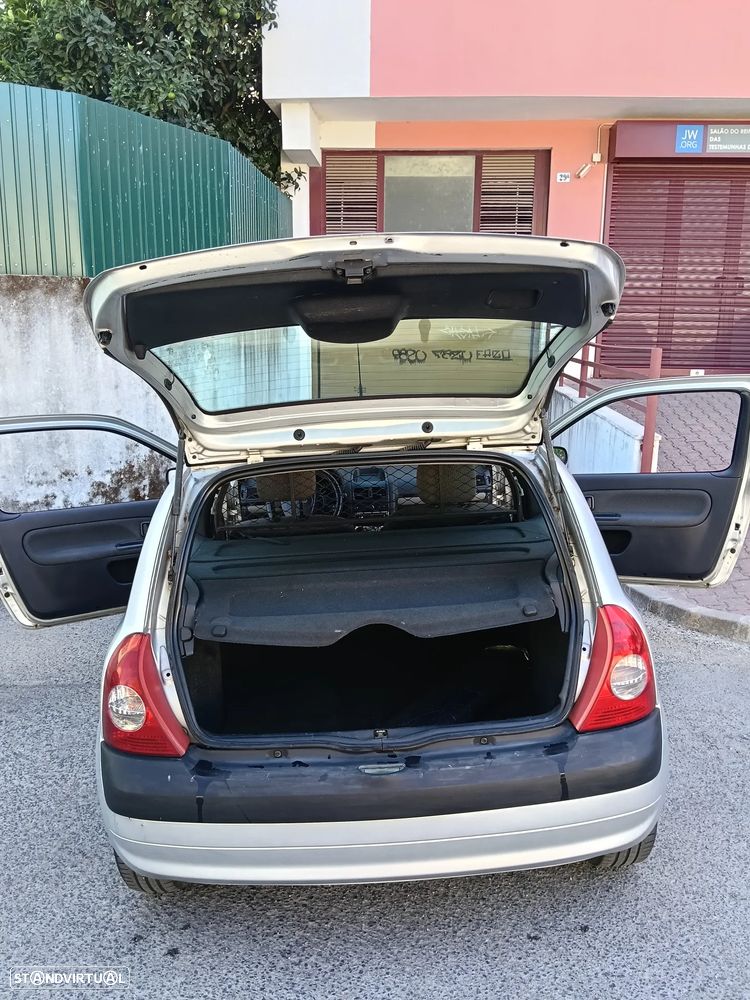 Renault Clio 1.5 dCi Pack - 9