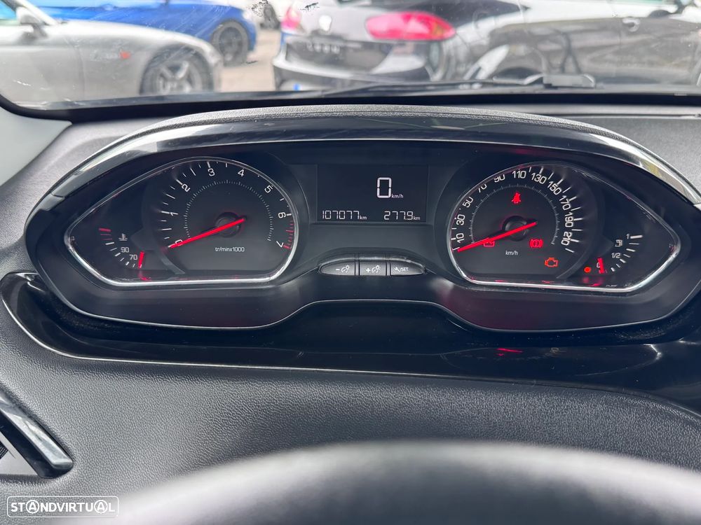 Peugeot 208 68 VTI Active - 14