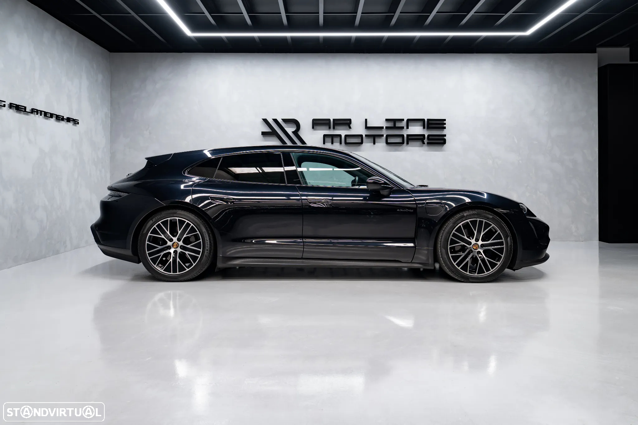 Porsche Taycan Sport Turismo Standard - 8