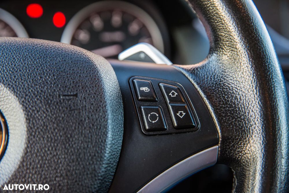 BMW X1 xDrive28i Aut. - 28