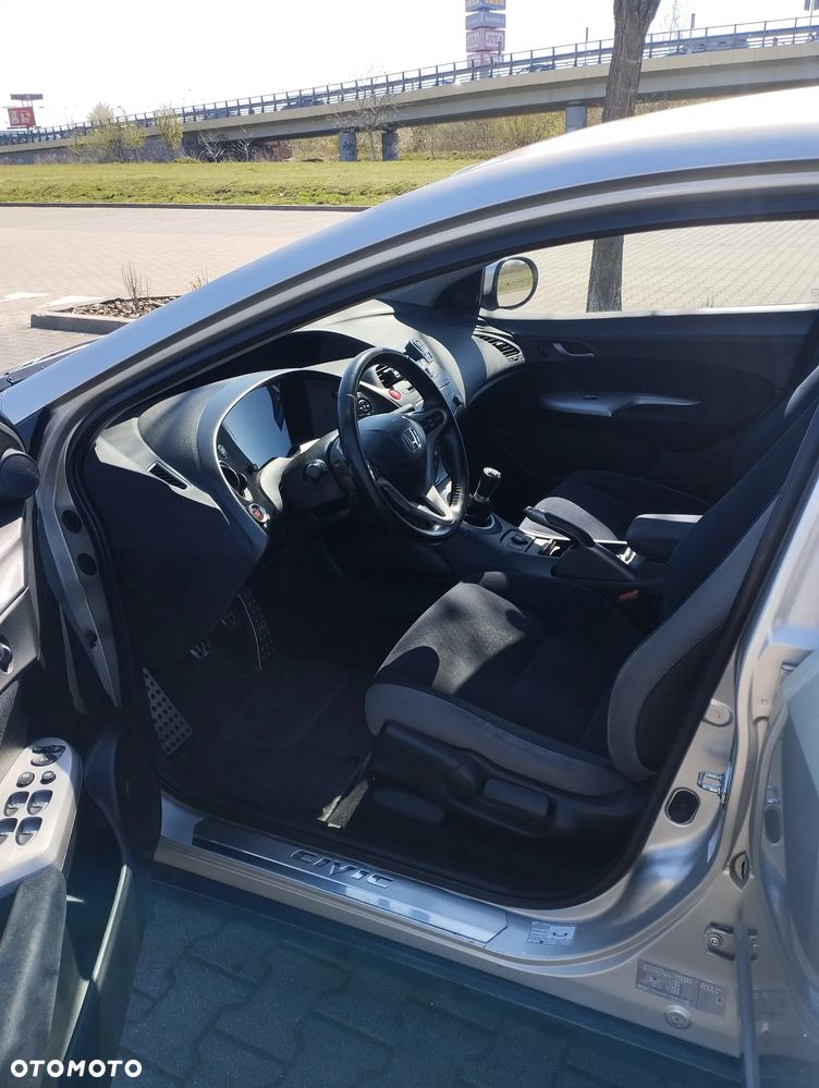 Honda Civic 1.8i-VTEC Comfort - 23