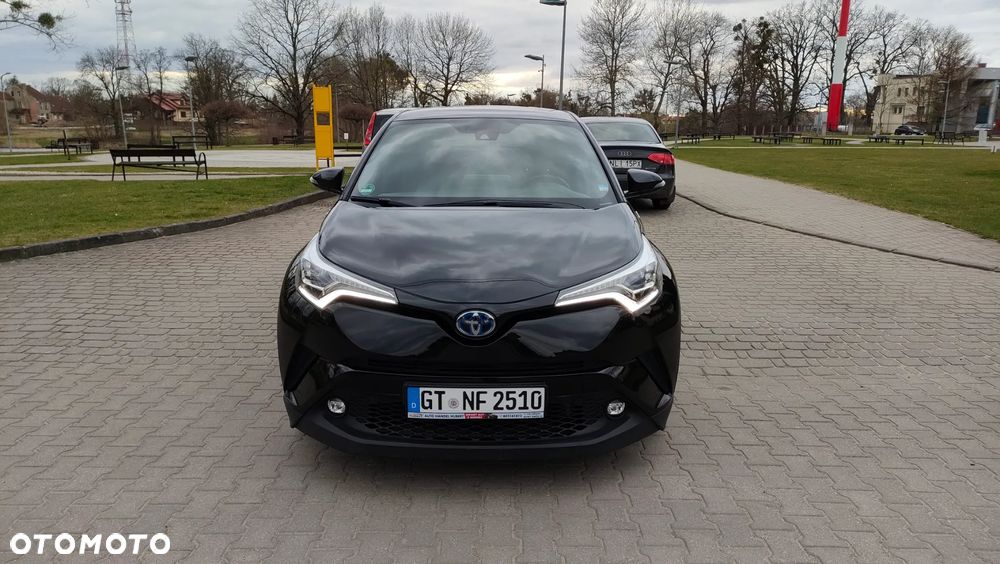 Toyota C-HR Style Selection - 25