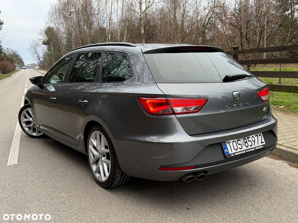 Seat Leon 2.0 TDI DPF Ecomotive FR - 3