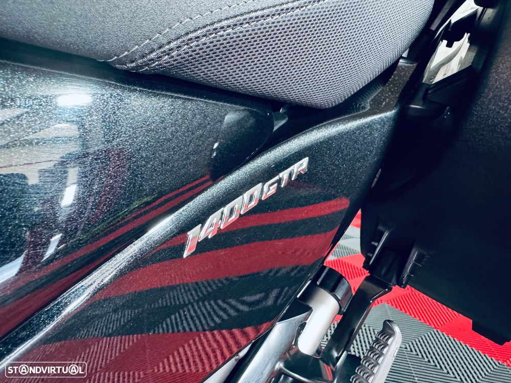 Kawasaki GTR - 17