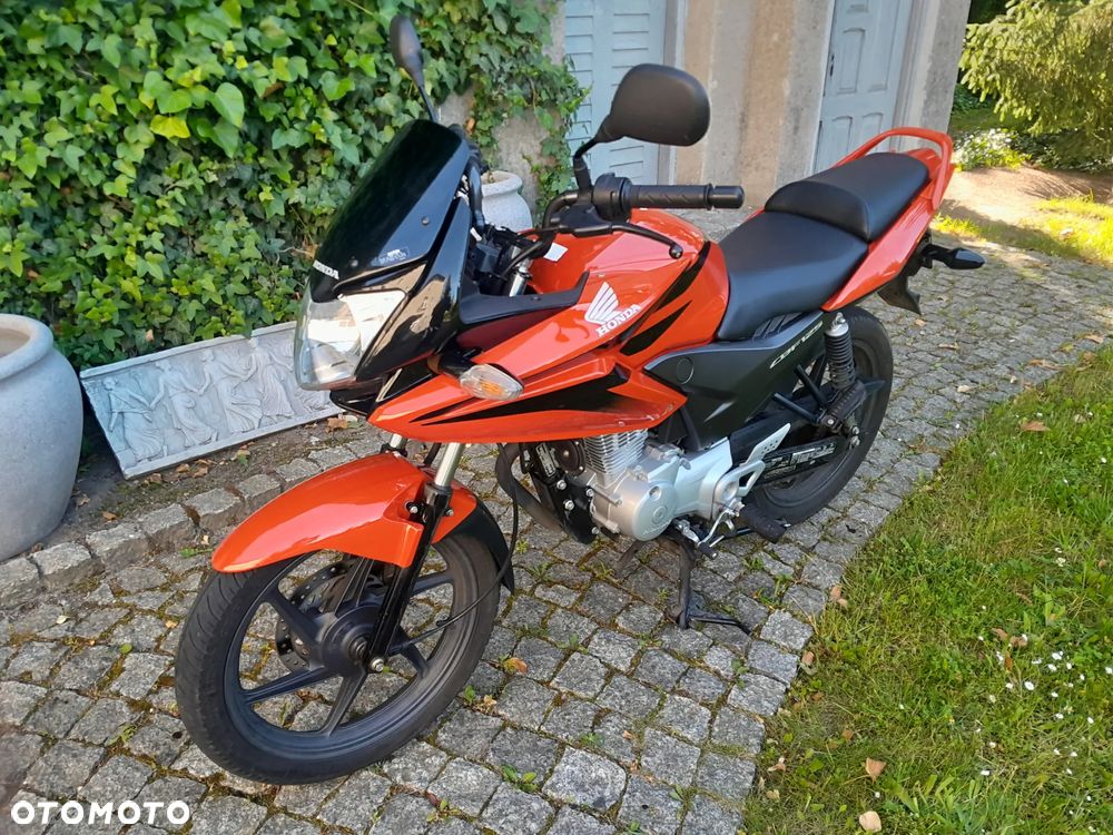 Honda CBF - 8