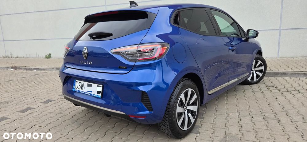 Renault Clio - 8