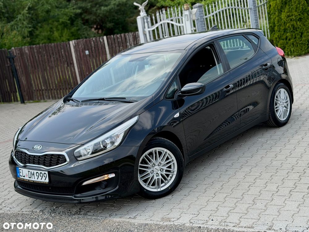 Kia Ceed 1.4 CVVT Vision - 25