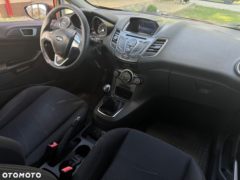 Ford Fiesta - 9