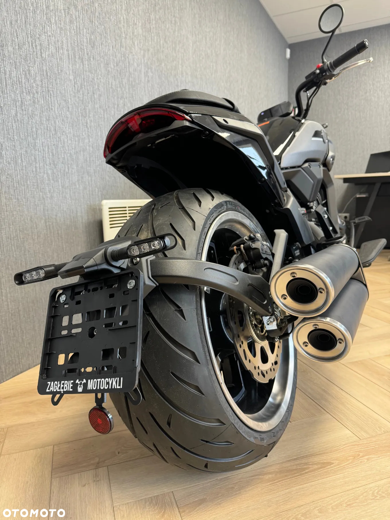 Morbidelli C1002V - 19