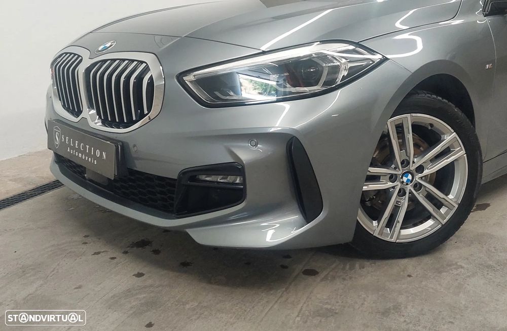 BMW 116 d Pack Desportivo M - 3