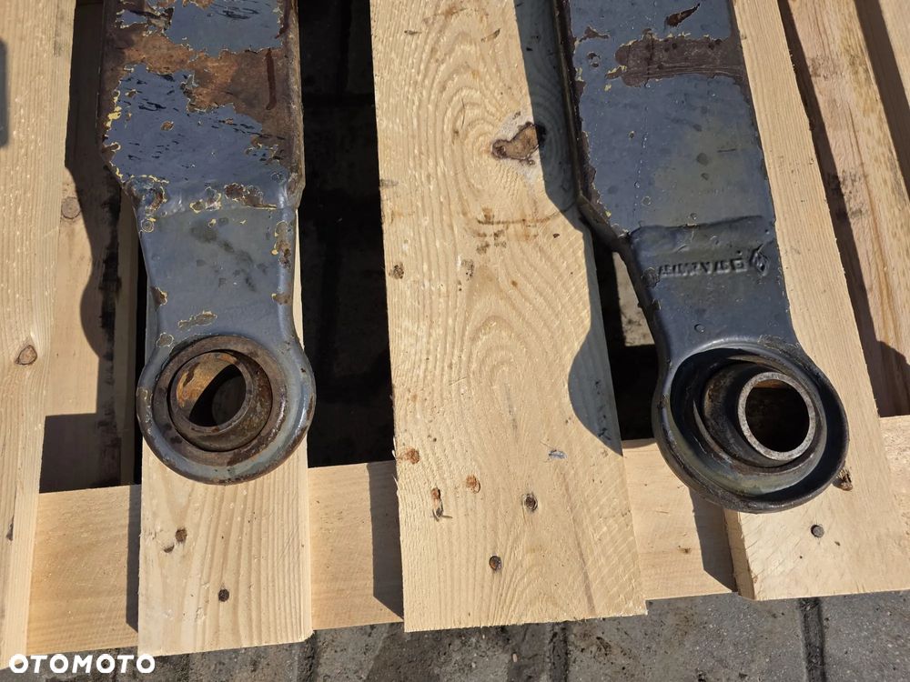 Dolne ramiona kat. 3 New Holland TS115 - 3