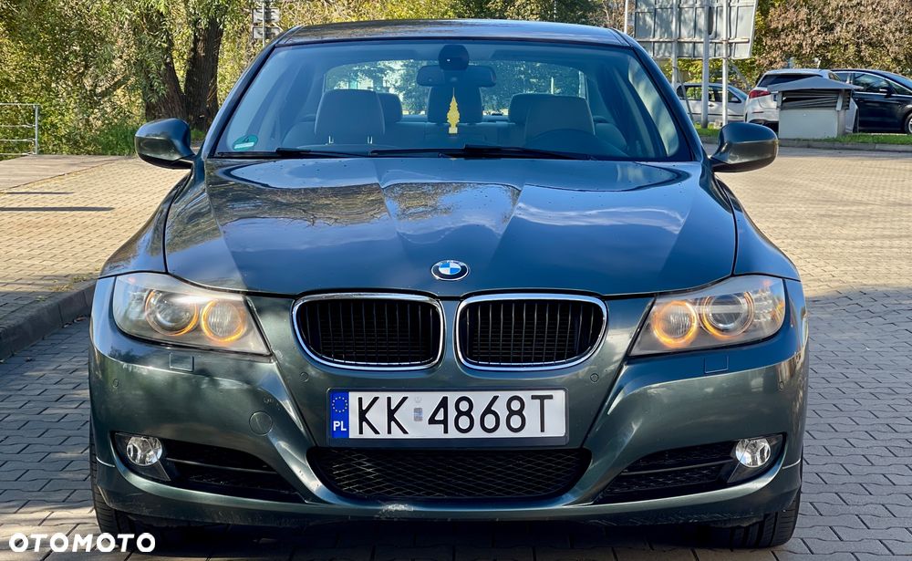 BMW Seria 3 320i - 2
